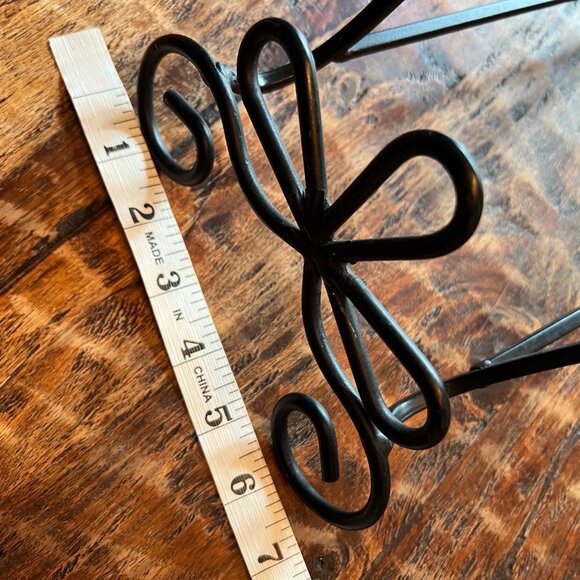 Decorative Black Metal Plate Stand Or Display Rack With 3 Tiers & Bow Accent - Picture 6 of 6